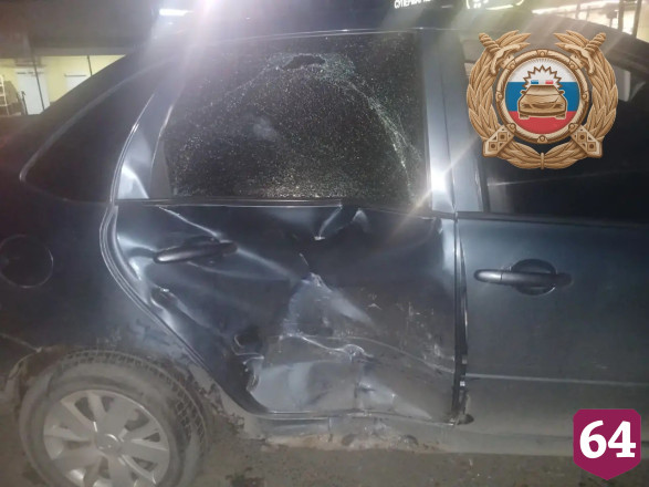 Женщина попала в больницу после ДТП с участием молодых водителей
